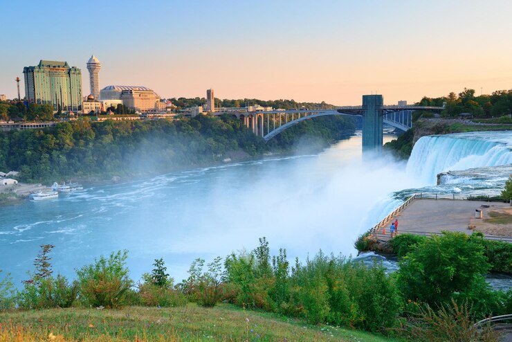 Unveiling the Niagara Falls Experience